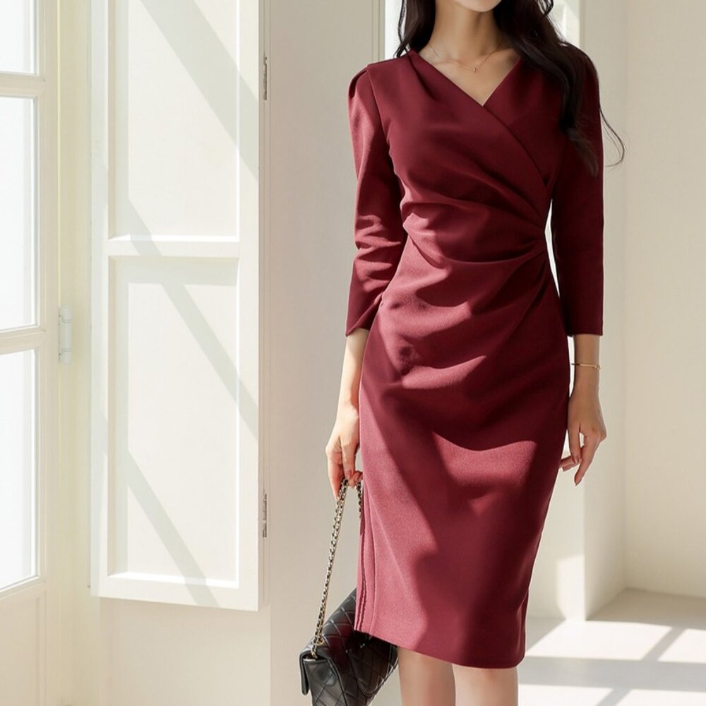 Ode Burgundy Wine Stretch Ruched Midi Dress